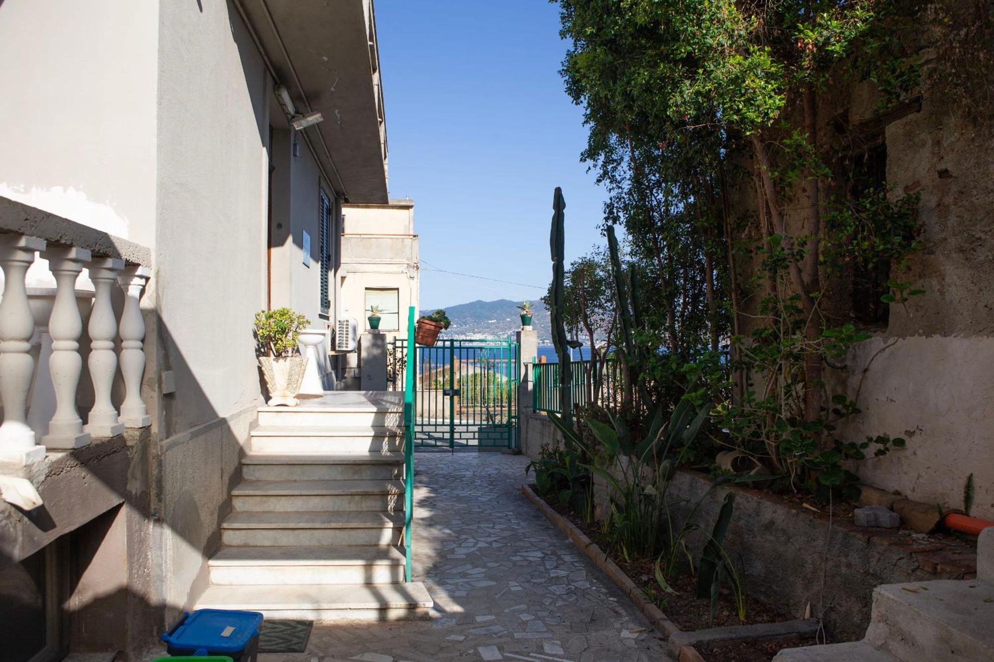 La Casa Di Eolo Bed & Breakfast Villa San Giovanni Exterior photo